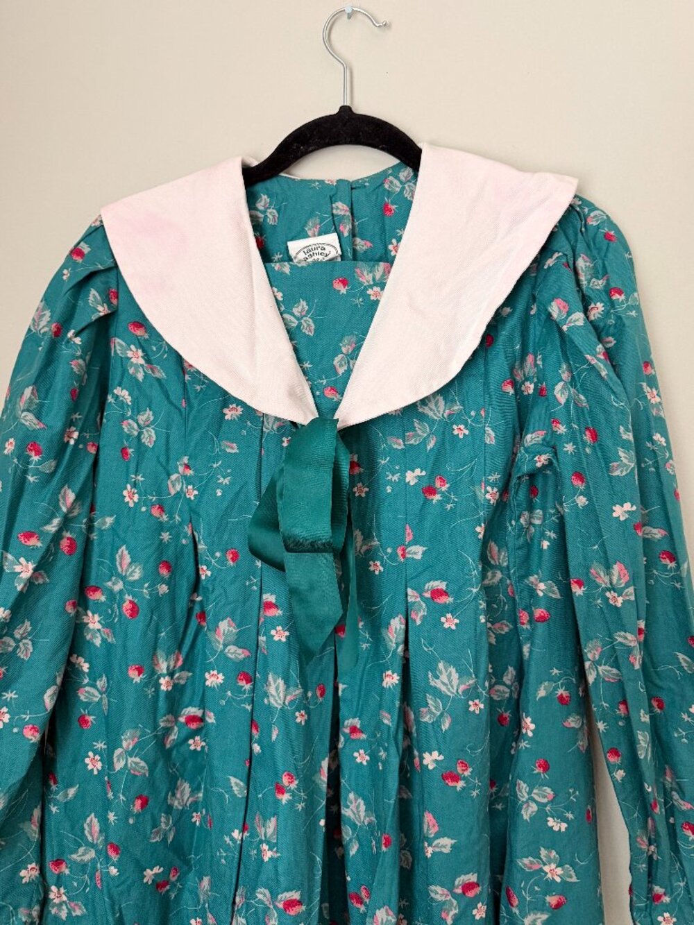 RARE Vintage 1980s Laura Ashley Strawberry Print Sailor Tie Neck Collar Dress